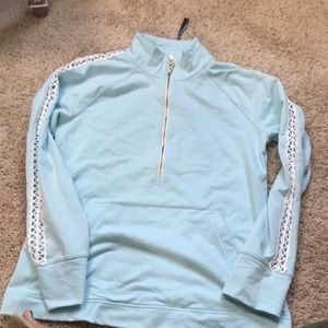 EUC Lilly Pulitzer pullover size medium